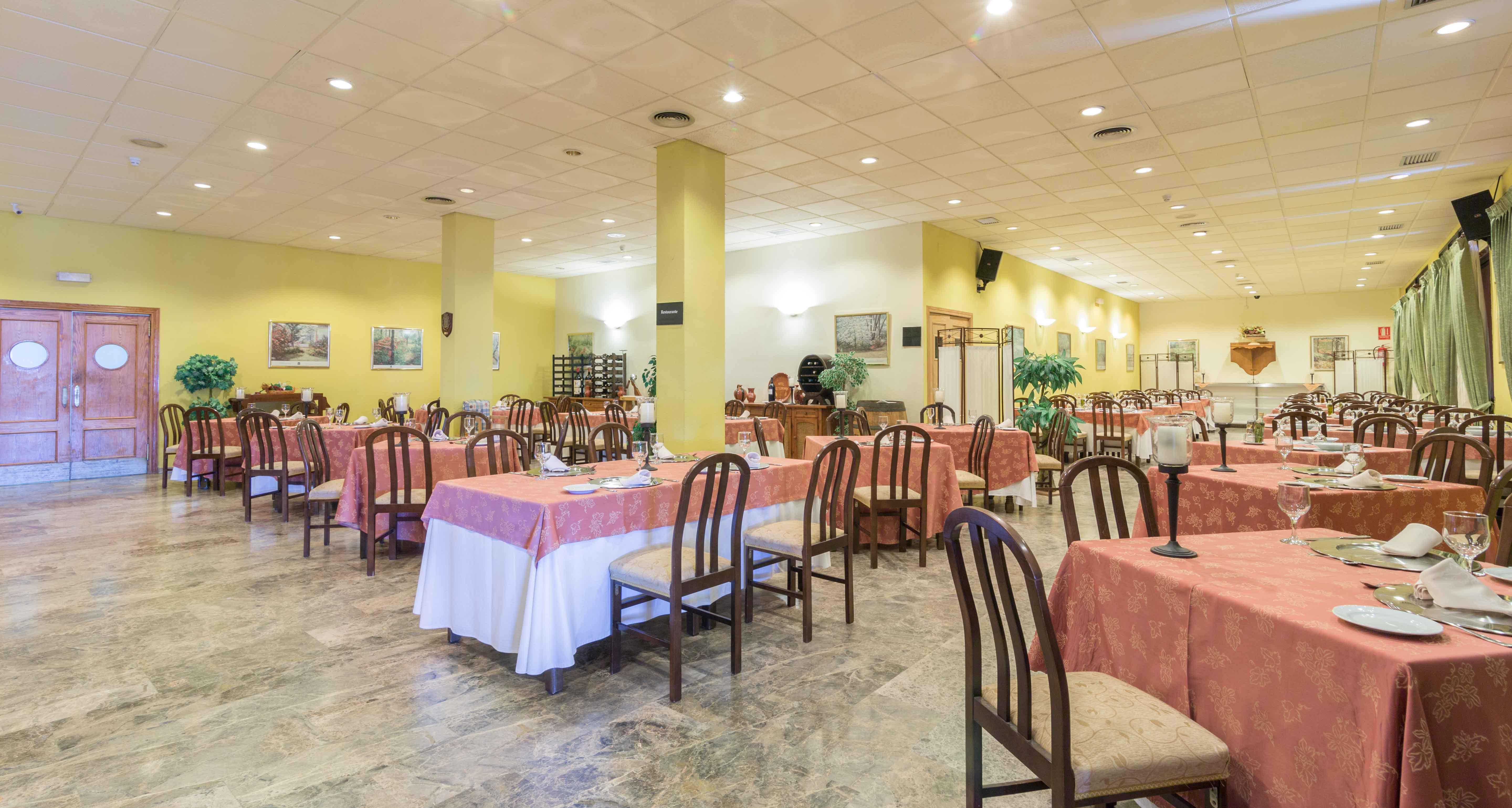 Hotel Los Templarios Jerez De Los Caballeros Ngoại thất bức ảnh